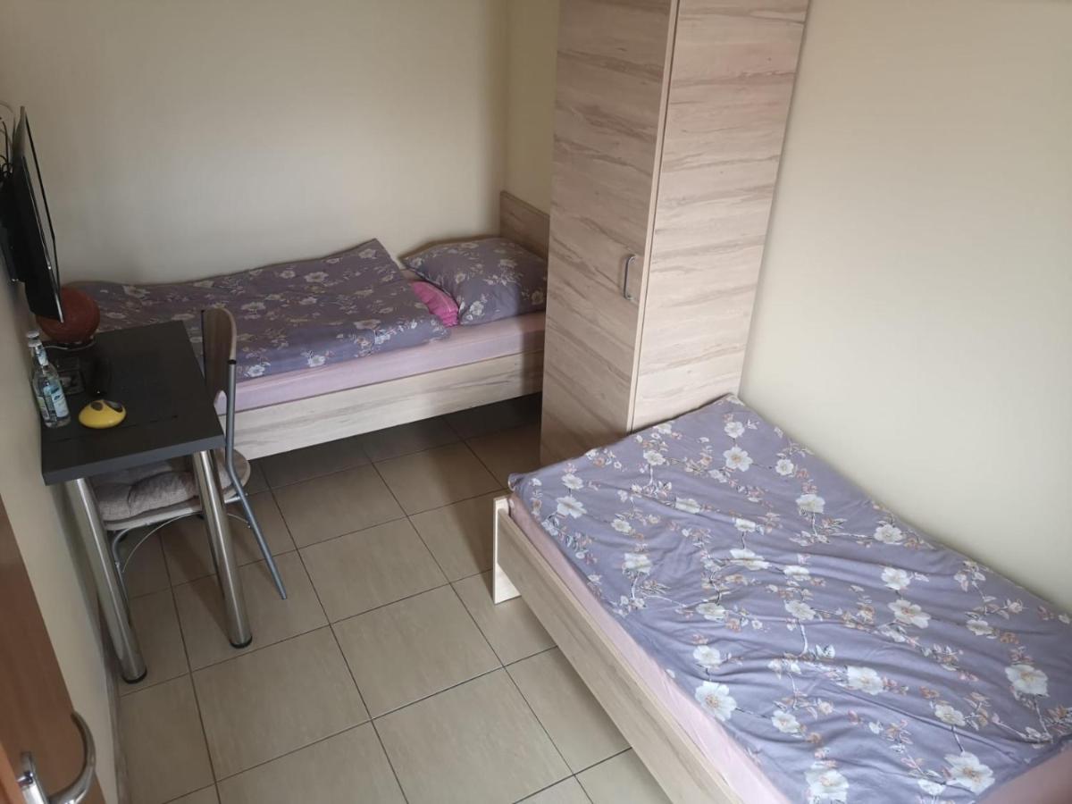 Pokoje Freedoor Ługniany Exteriér fotografie