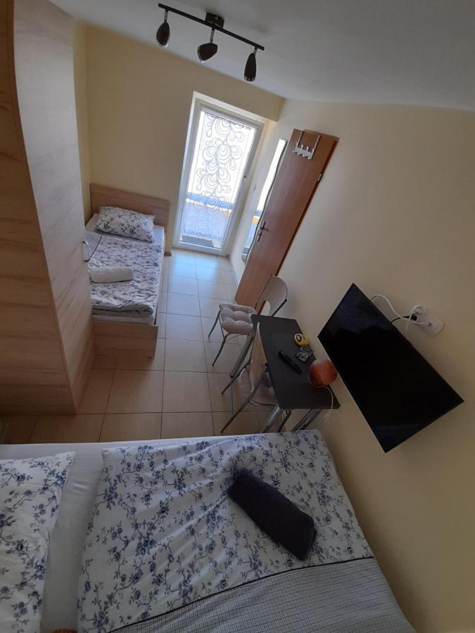Pokoje Freedoor Ługniany Exteriér fotografie